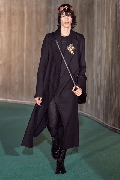 Look 38